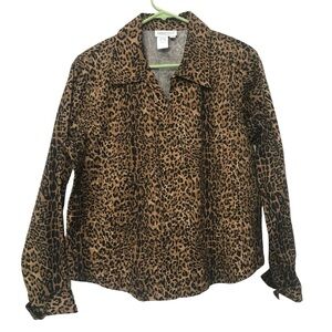 Coldwater Creek L Leopard Print Blouse Collared button shirt Long Sleeve size L